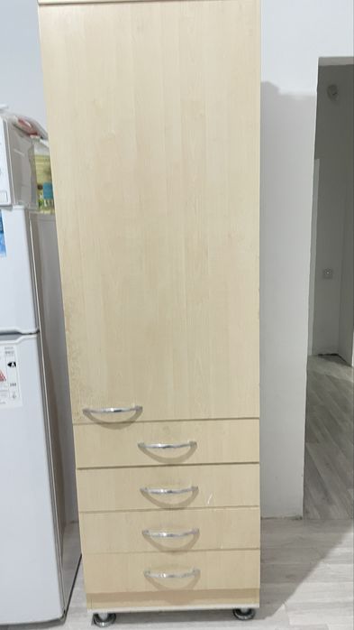 Продам        шкаф в хорошем состоянии