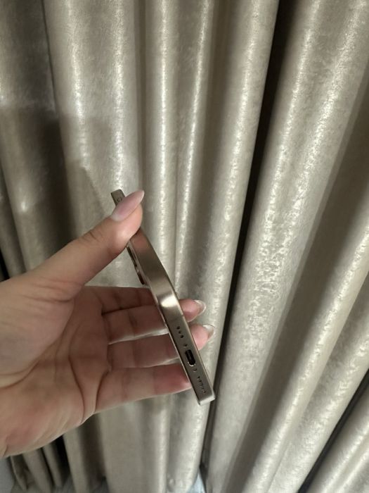 iPhone 16 Pro 256 GB Desert Titanium