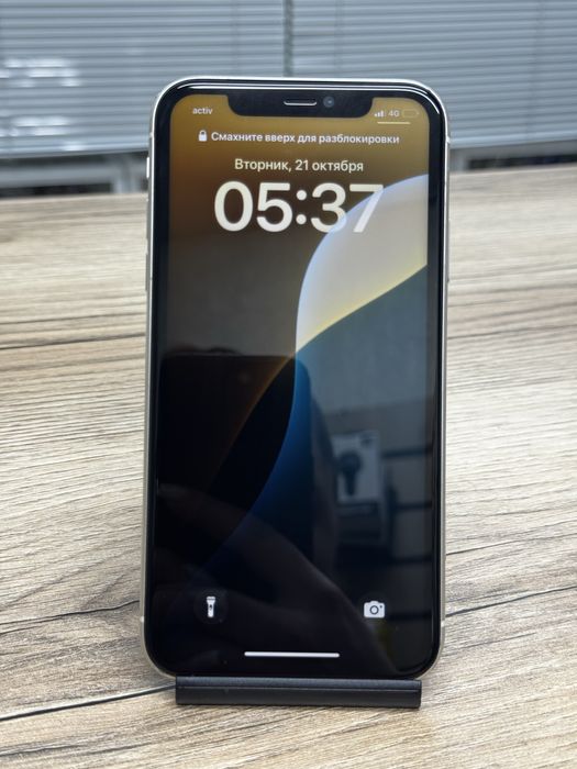 Продам iPhone 11