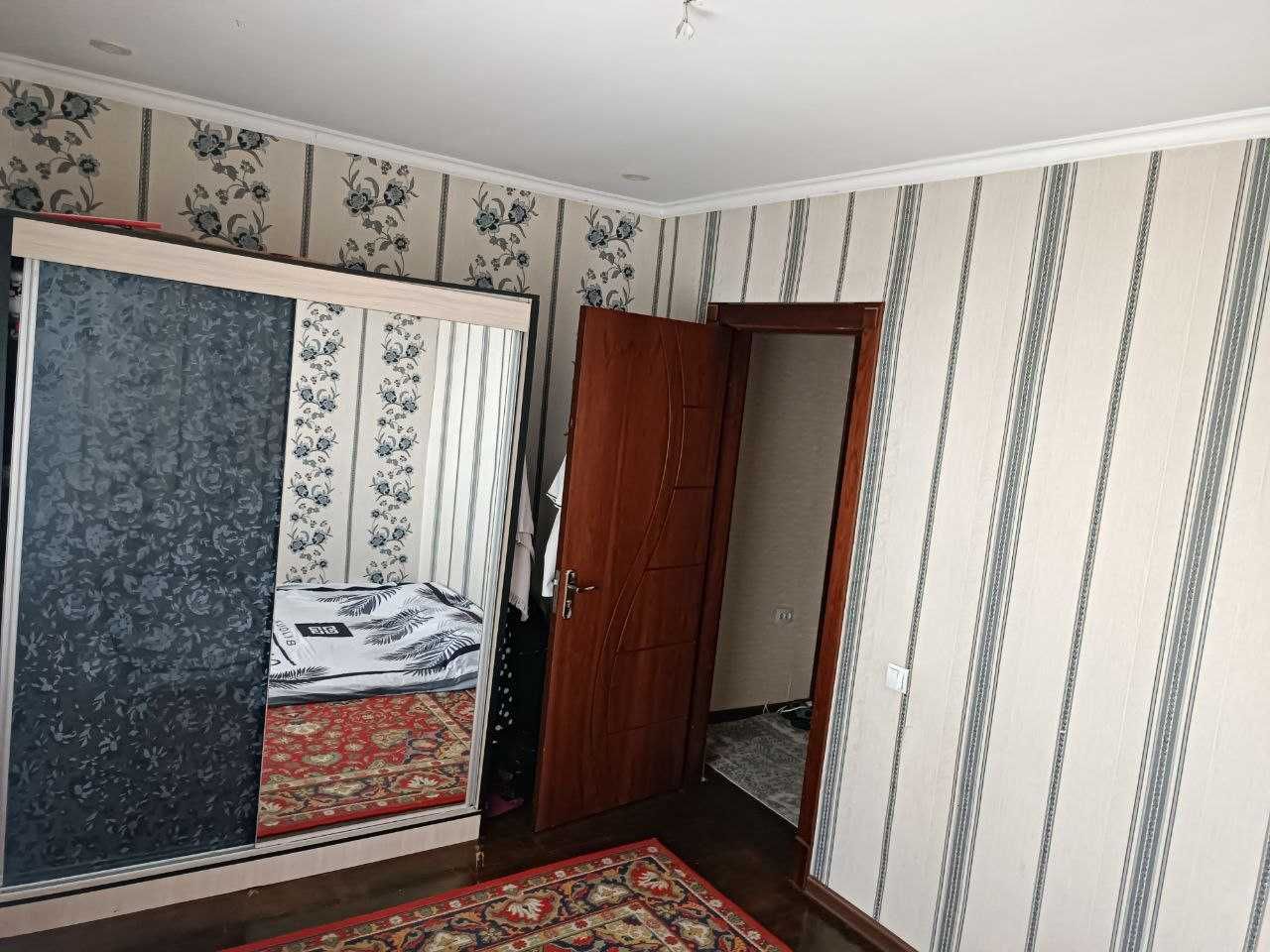 2-х ком.квартира 75000 у.е. 57 кв.м Турин унв. Нукус кинотеатр