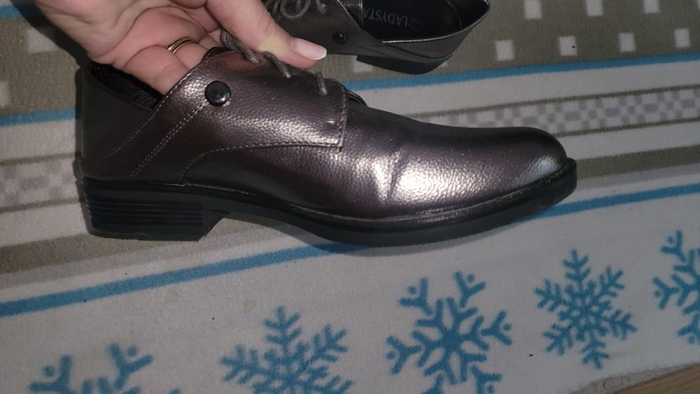 Pantofi  dama marime 38, ca noi, fara defecte