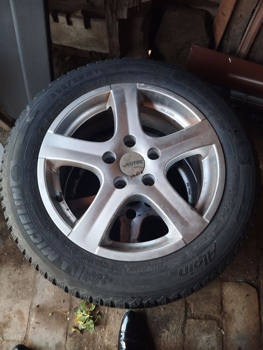 2 seturi de jenți aluminiu pe 16  m+s  la pachet 1250 lei