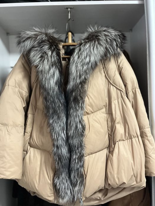 Пуховик продам срочно