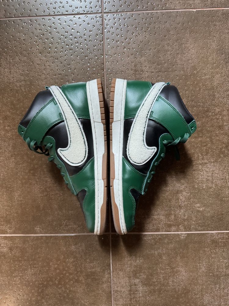 Nike Dunk High Retro University тъмно зелени