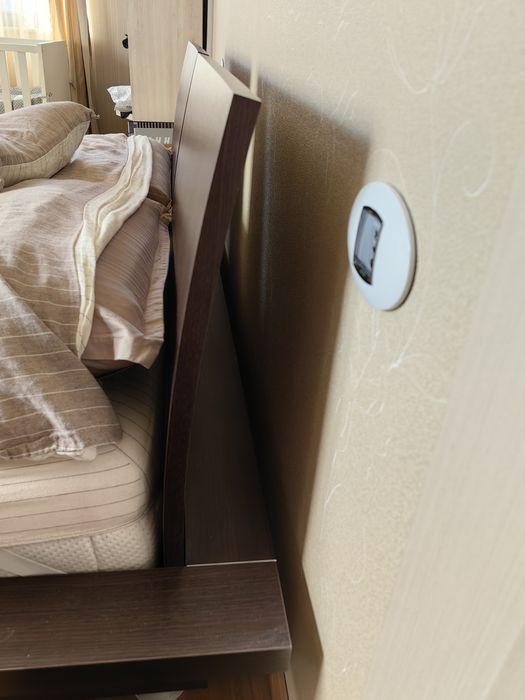 Спалня + 2 бр. нощни шкафчета