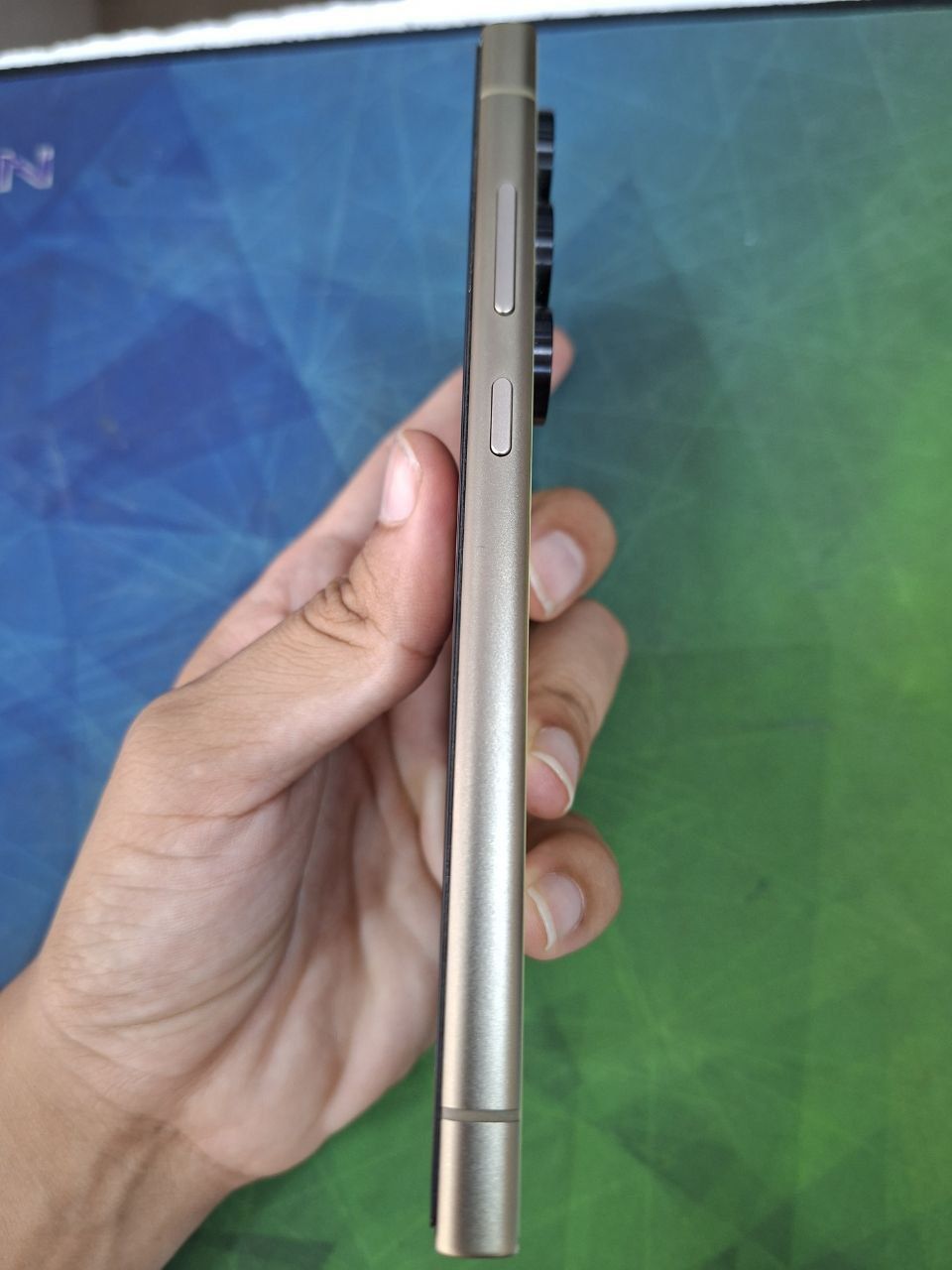 Samsung galaxy s24 ultra 800$
