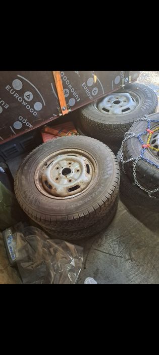 Anvelope iarna cu vidia 215/75R16C Nokian hakkapeliitta c4 dot 2022 ca