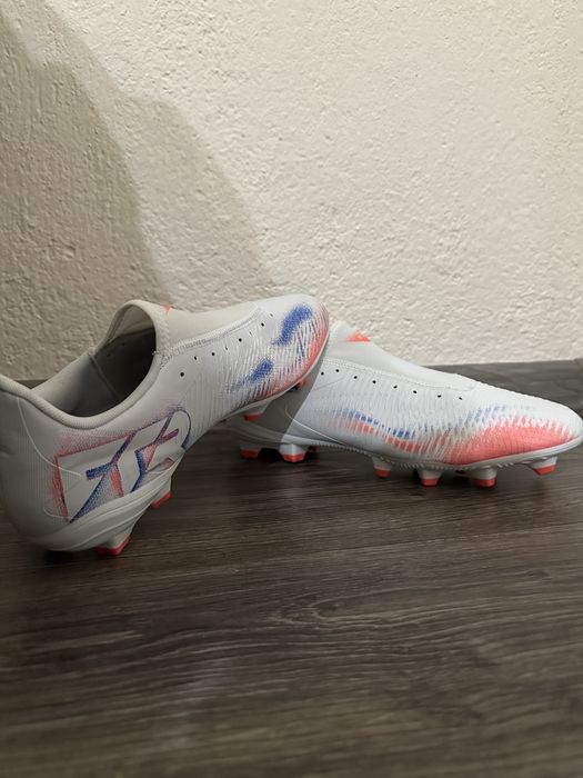 Футболни обувки Puma Future 8 Play – почти нови