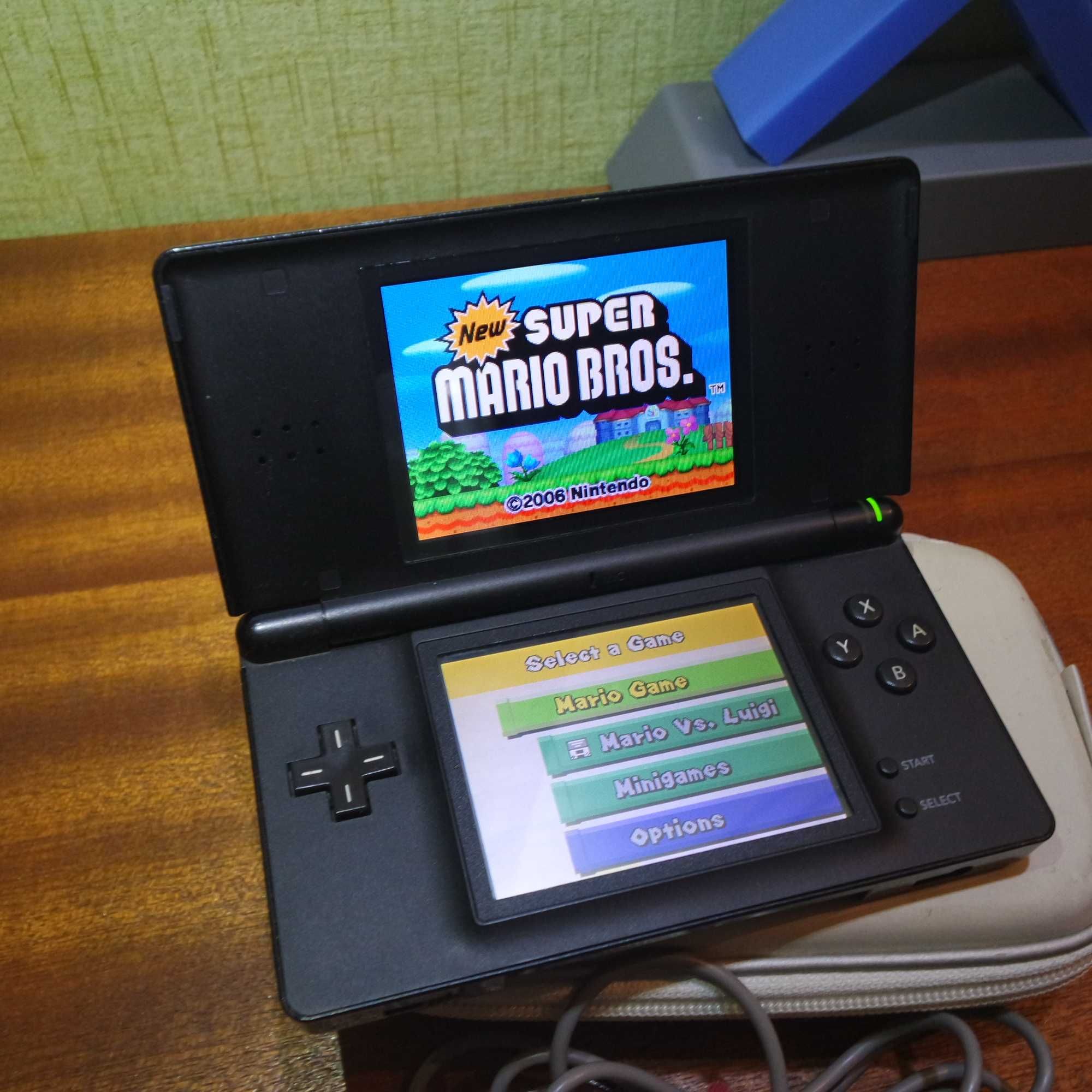 Nintendo DS Lite