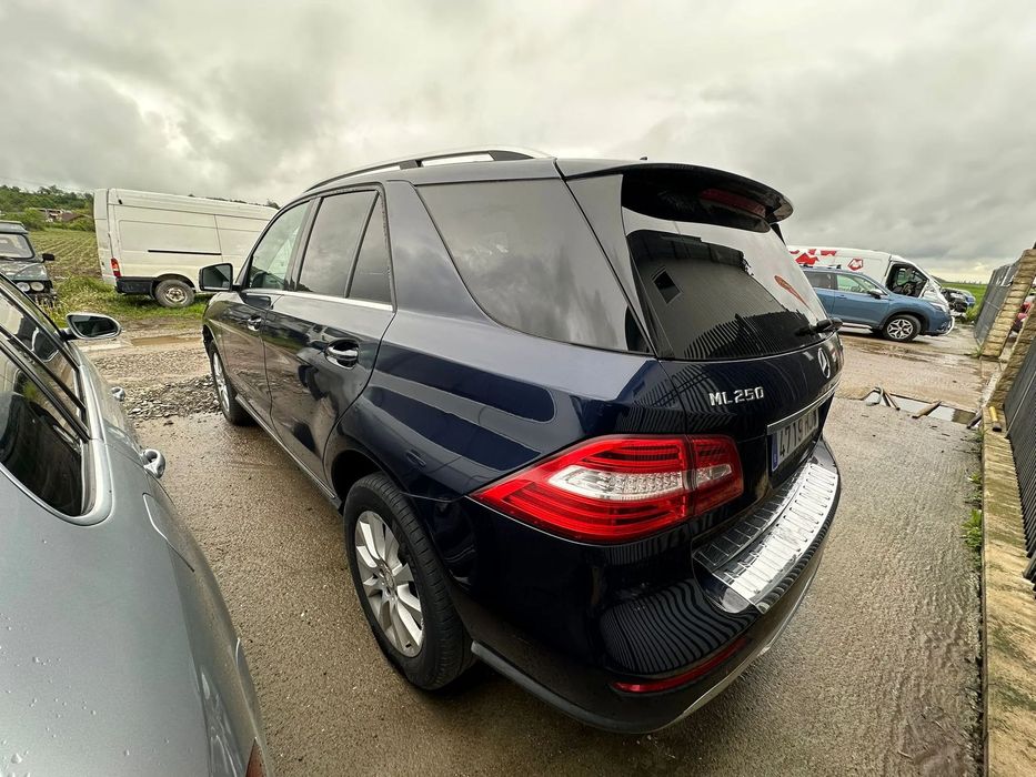 Dezmembrari Mercedes ML 250 BLUETEC / 2013 / 2.2 Euro 5