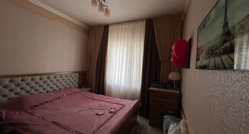 Yunusobod 9 mavze 3/3/5 (78²) sotiladi