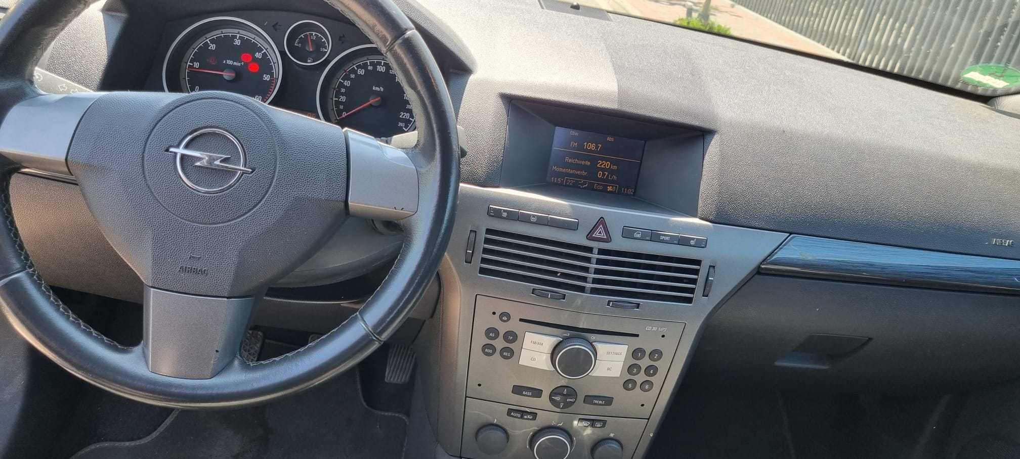 De vanzare Opel Astra GTC