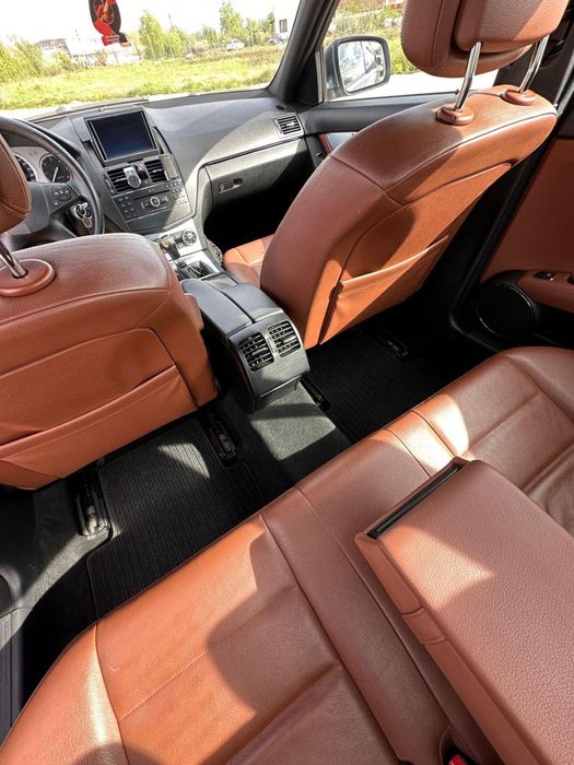 Mercedes C200 Avangarde.