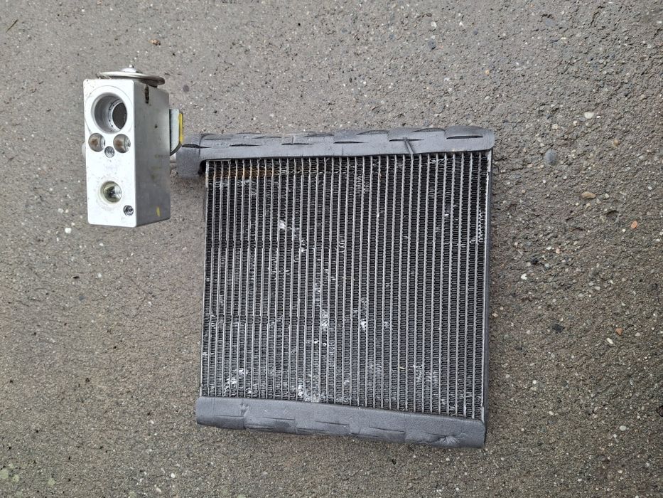 Radiator clima bord Logan 2018 Valeo