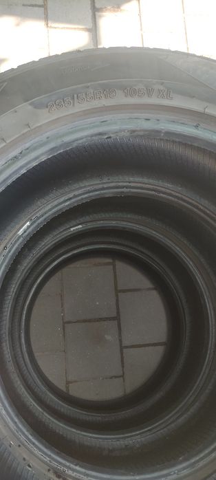 Продавам 4 броя гуми комплект  235/55/19 rock a/c one