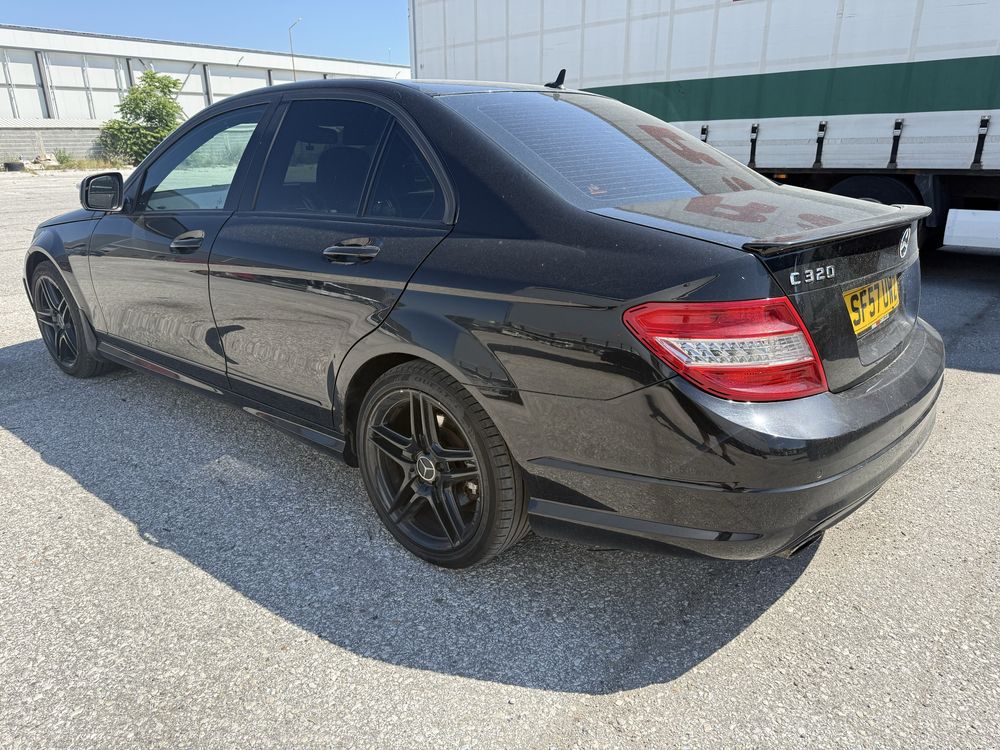 На части w204 Мерцедес C 320 Cdİ 224 кс 7G /Harman Kardon