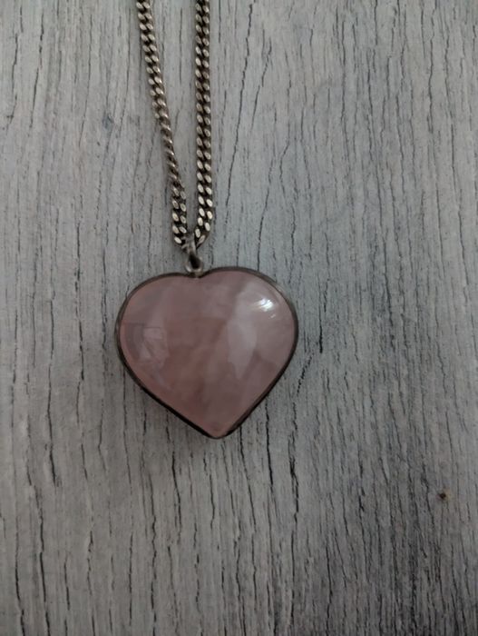 Vand colier vintage,argint cu inima cuart roz