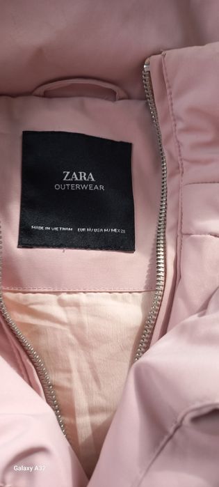 пуховик женский zara( качественных, одевала 2 раза, удлиннённый)