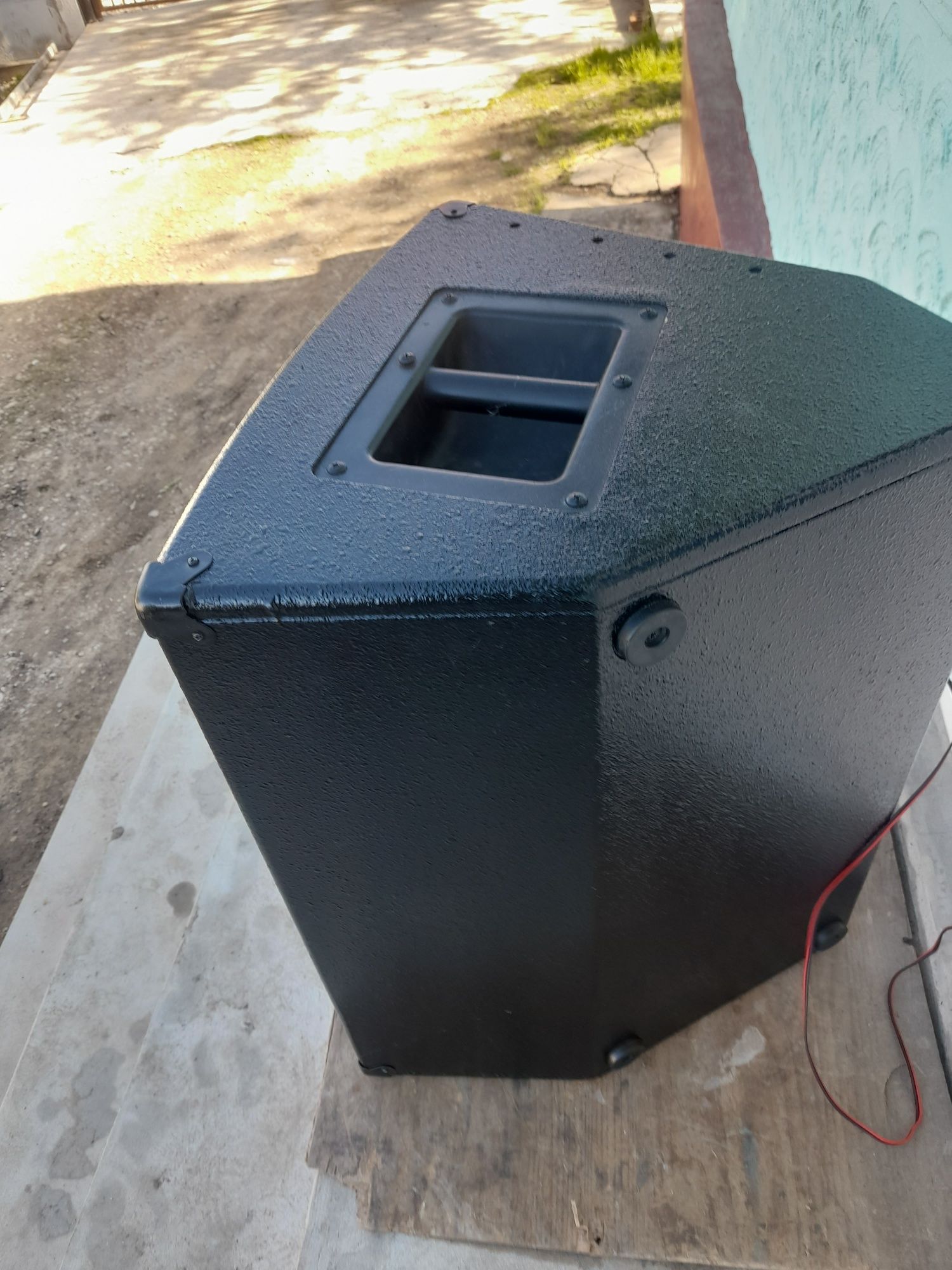 Vand sau schimb boxe pasive si putere