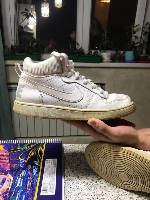 Продам Nike кросовки