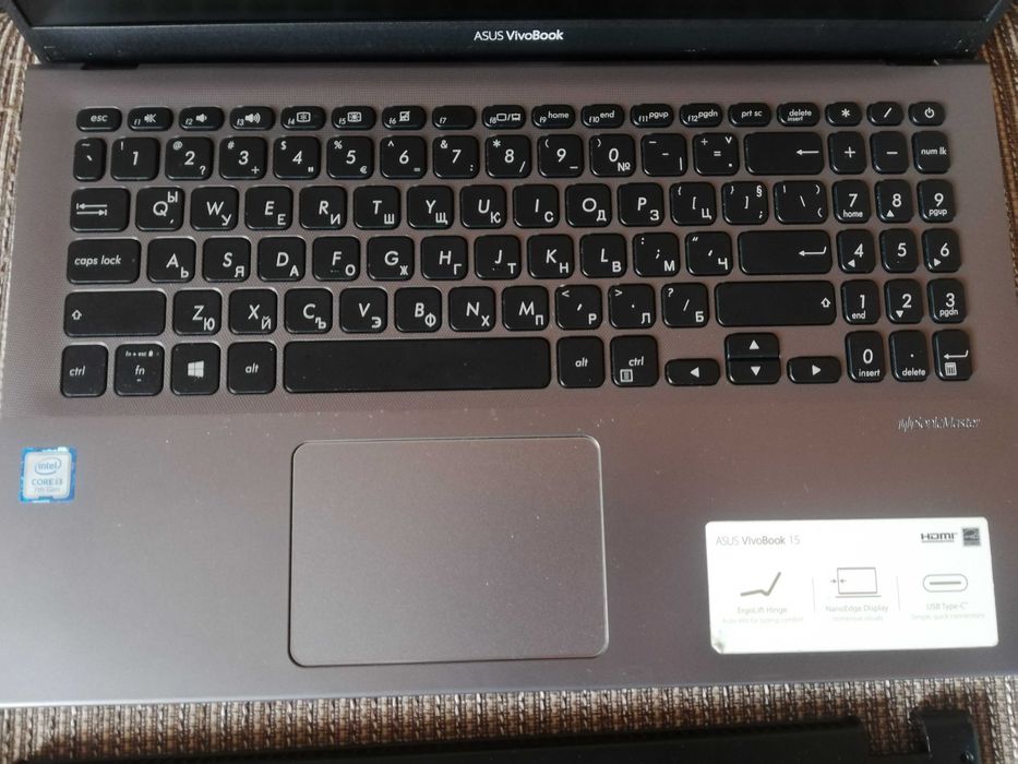 Asus X512U ЦЯЛ ЗА части