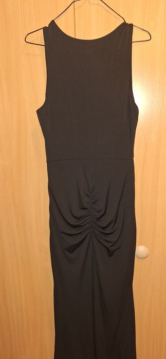 Елегантна дамска рокля