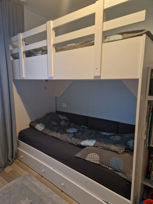 Pat supraetajat copii