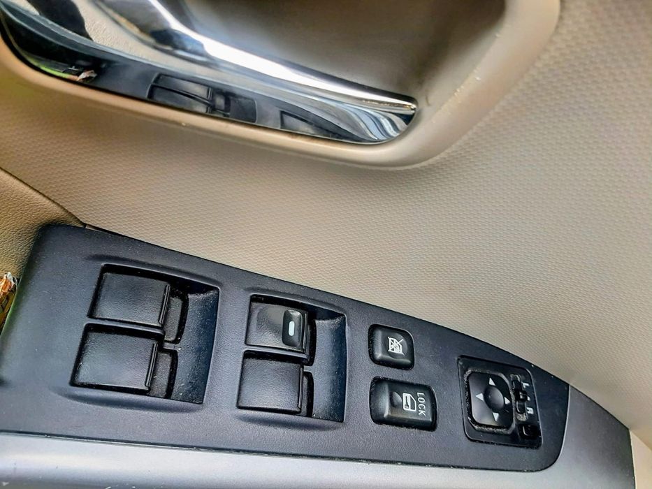 Mitshubishi outlander