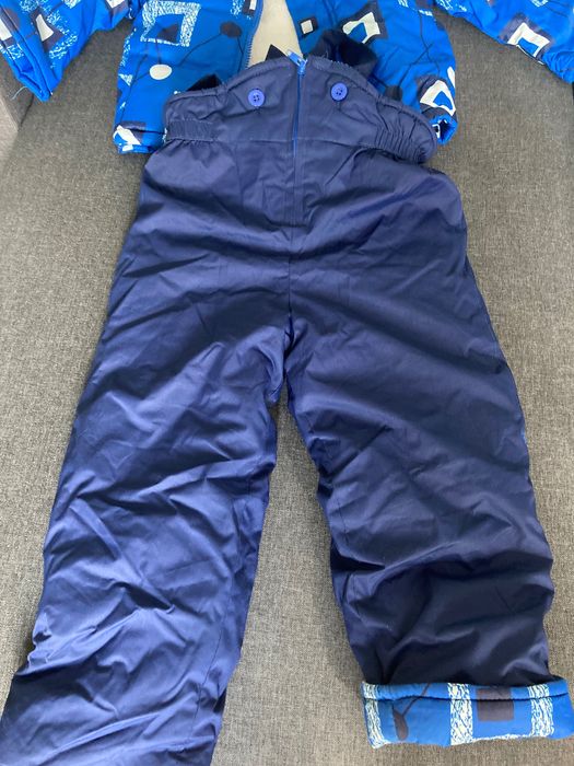 Зимно яке с гащеризон