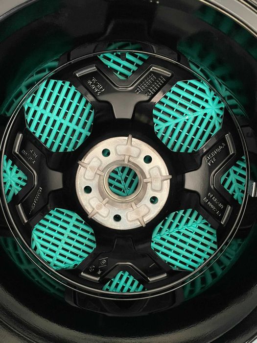 Jante R18 anvelope vara Michelin 195 60 R18 Renault Megane E Tech