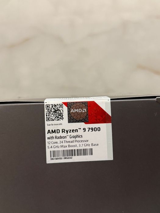 Procesor AMD Ryzen™ 9 7900, 76MB, 3.7/5.4GHz Boost, Socket AM SIGILAT