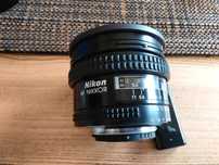 Obiectiv Nikon AF 20mm f2.8