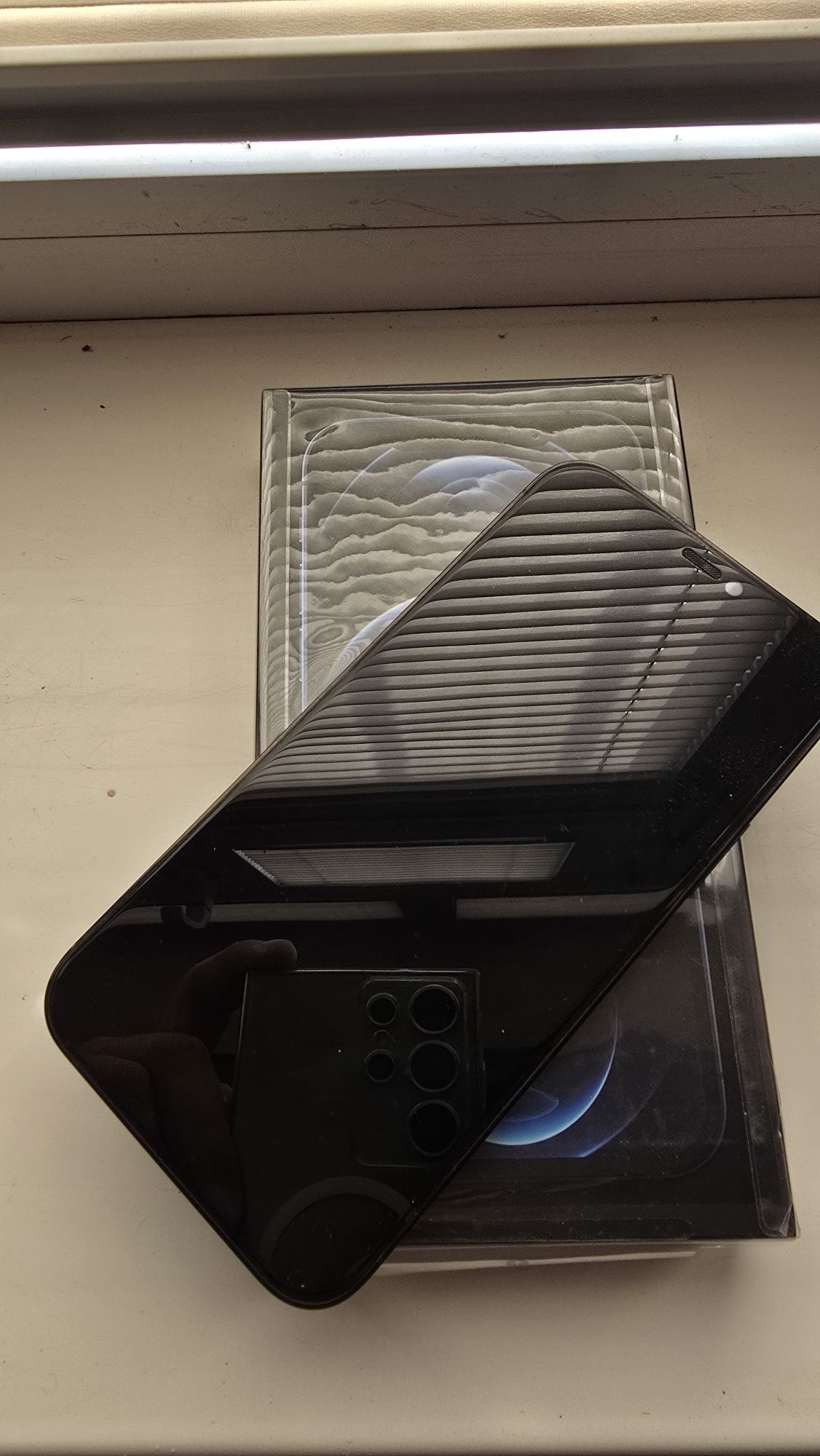 Iphone 12 pro sotiladi