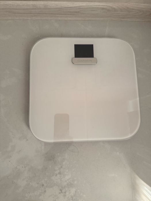 Продавам Смарт кантар Garmin Index2