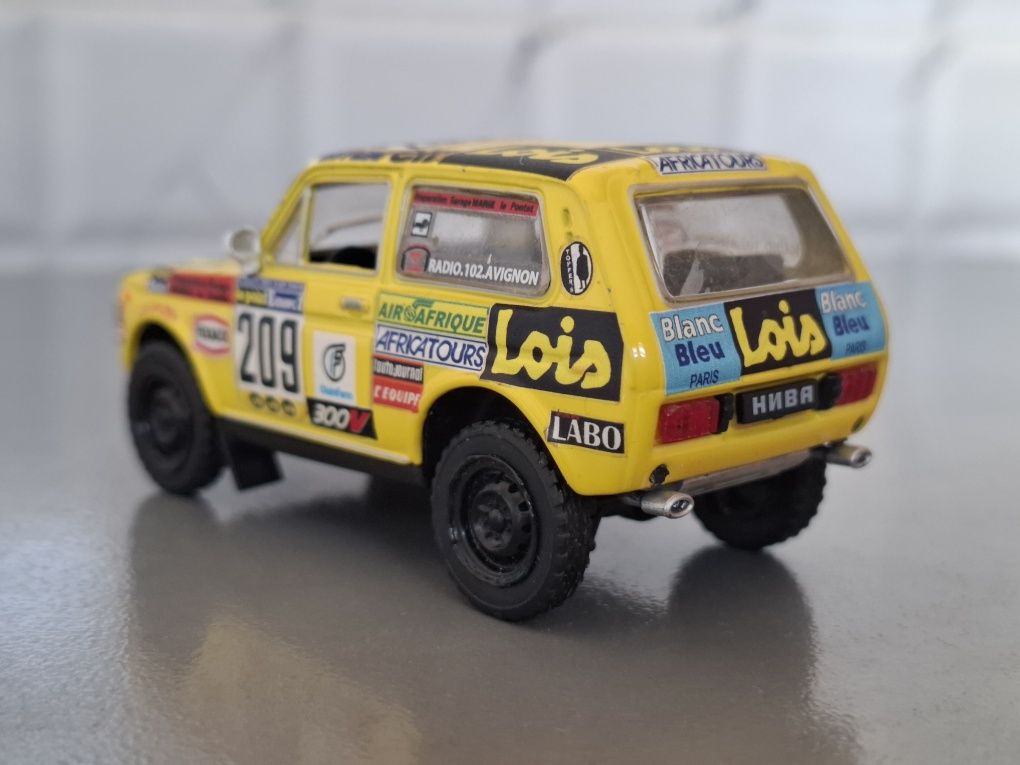 Коллекционная модель Нива, масштаб 1:43