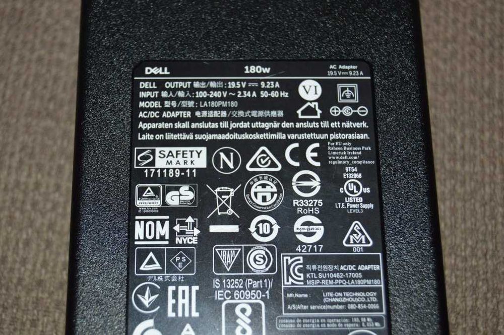 Docking Station Dell WD15 USB-C K17A +alimentare DELL 180W 19.5V 9.23A