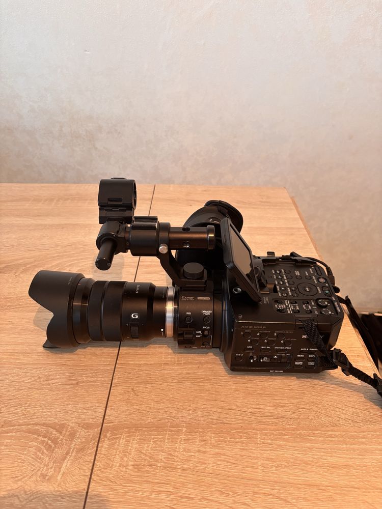 Продам видеокамеруSony NEX-FS100