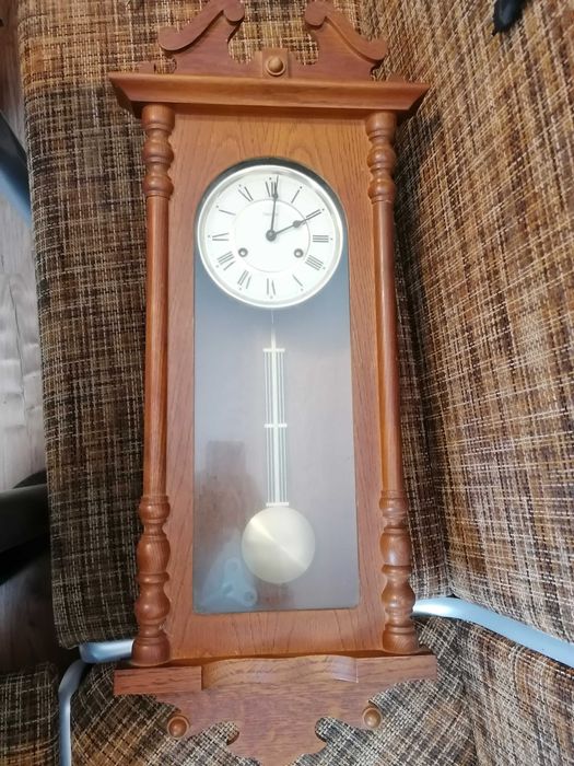Ceas antic cu pendul