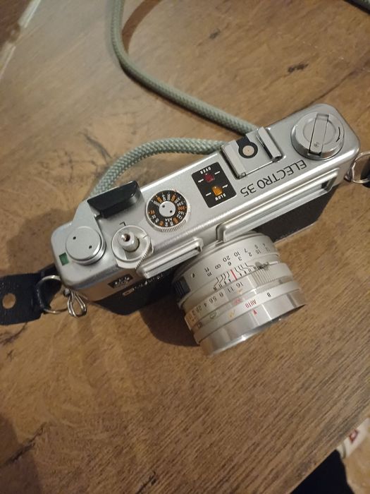Rangefinder Yashica Electro 35 GSN (Poor man's Leica)