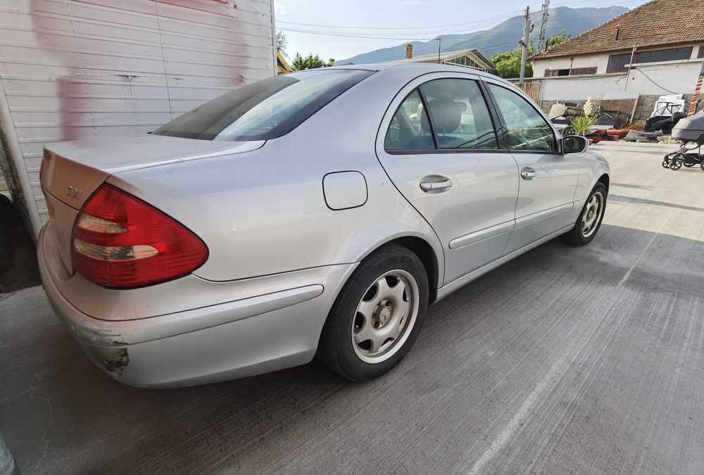Mercedes-benz w211 2,2CDI на части