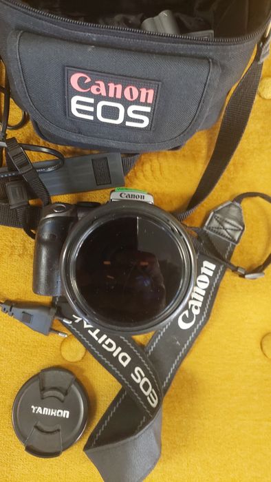 Фотоапарат  Canon EOS 300D  DS6041