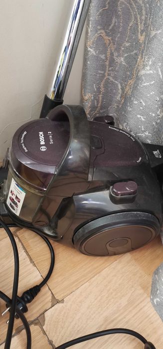 Bosh пылесос продам