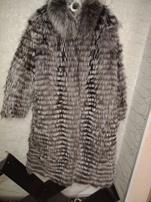 Новая женская шуба из чернобурки