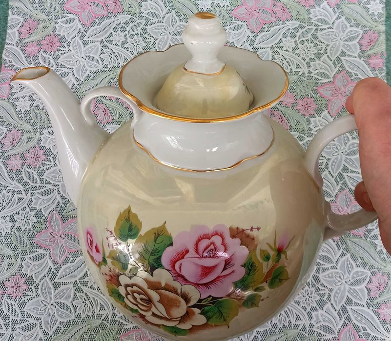 Продам фарфор, чайник, для кухни, для дома, подарки, дача.