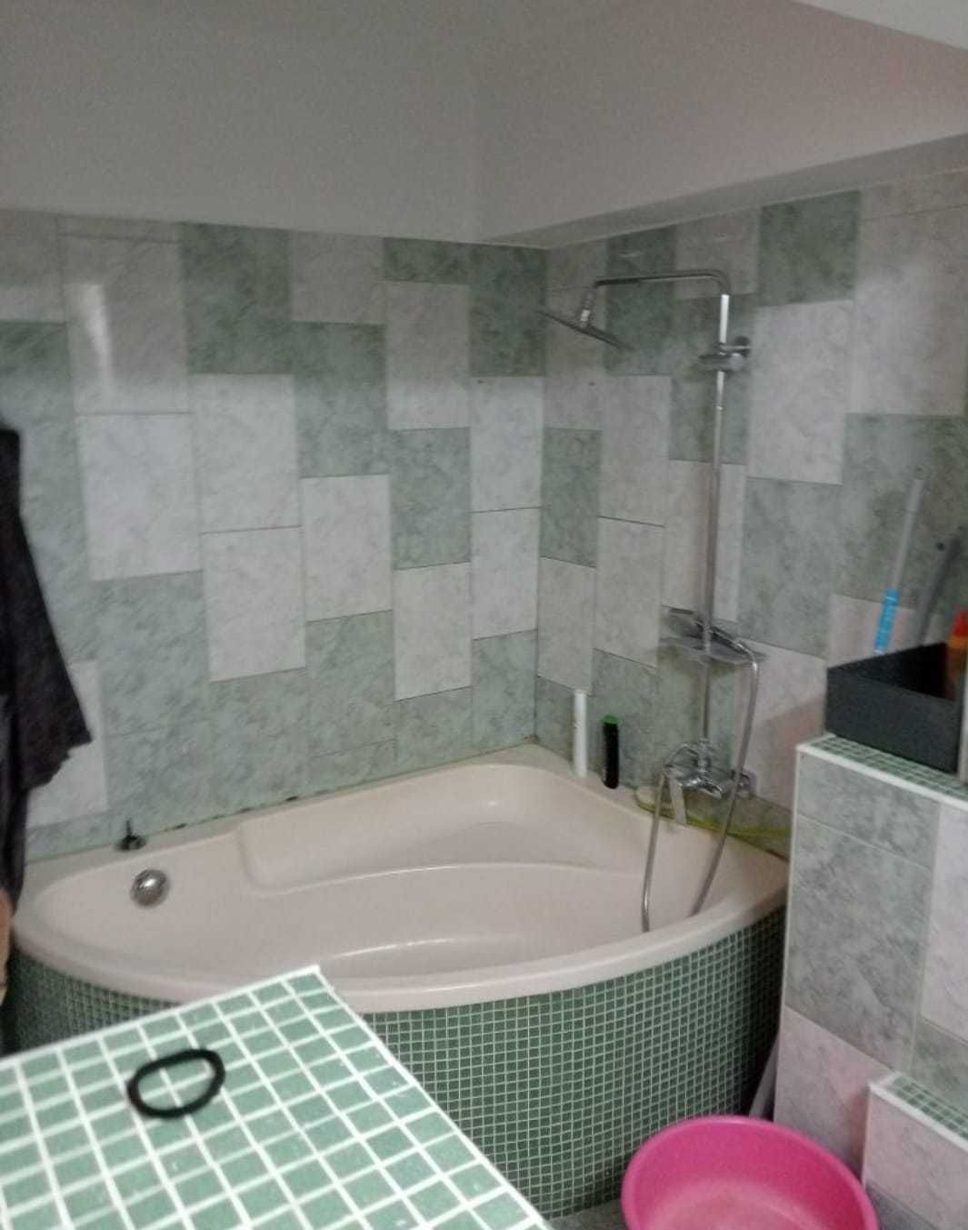De vanzare apartament 4 camere, decomandat, 90mp, Piata Soarelui.