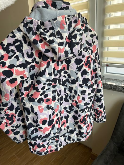 Яке за момиче hummel 152см