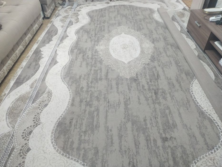 Ковры и паласы .