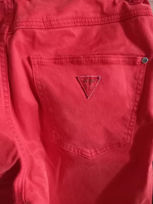 Намален-Оригинален лот Guess,shampion