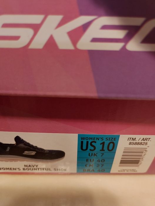 Чисто нови маратонки Skechers размер 41