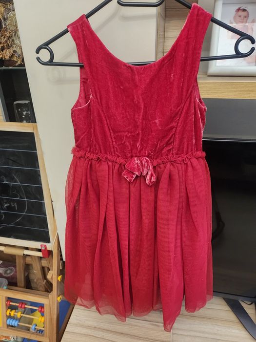 Празнична рокличка на h&m